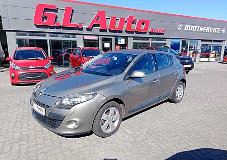 Renault Megane III Lim. Dynamique/PDC/SITZHZG/TEMP/LEDER