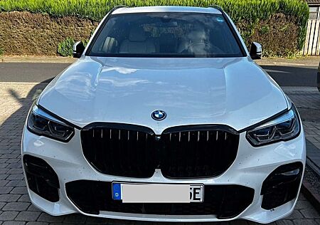 BMW X5 Plug-In-Hybrid xDrive45e xLine M-Pakete