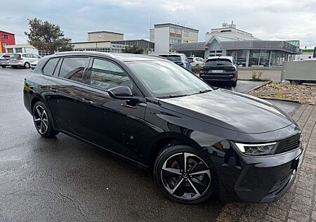 Opel Astra L ST Elegance 1.2 (130PS) RFK, SHZ, LHZ