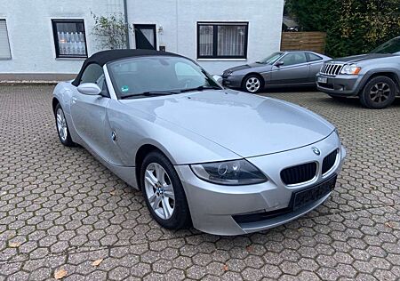 BMW Z4 Baureihe Roadster 2.0i TÜV Neu