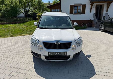 Skoda Yeti 2,0 TDI 4x4 Tüv Neu Euro 5 . 1 Hand