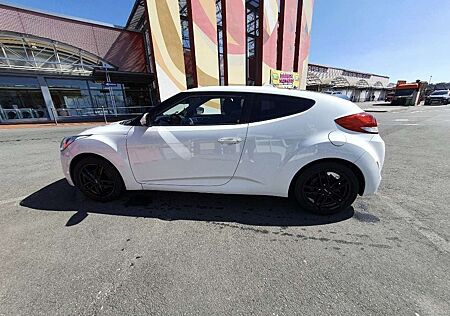 Hyundai Veloster 1.6 Trend