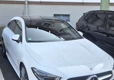 Mercedes-Benz CLA 200 Shooting Brake 7G-DCT AMG Line