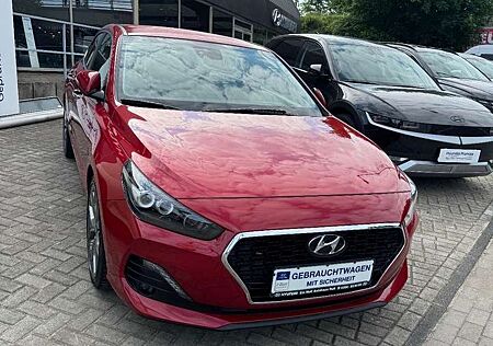 Hyundai i30 FASTBACK PREMIUM