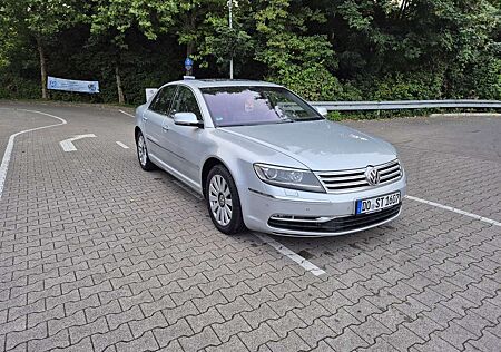 VW Phaeton Volkswagen 3.0 V6 TDI DPF 4MOTION Automatik (5 Sitzer)