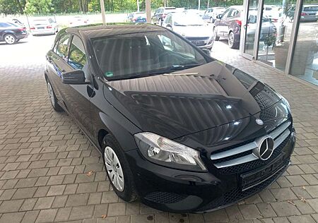 Mercedes-Benz A 180 A -Klasse CDI / d BlueEfficiency NAVI