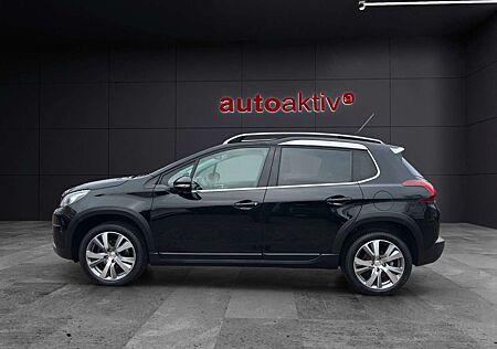 Peugeot 2008 Allure/Voll Leder/LED/AHK/Navi/Kamera/Alu