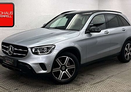 Mercedes-Benz GLC 300 d 4M NIGHT EXCLUSIVE PANO+MEMORY+KAMERA+