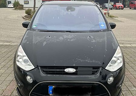 Ford S-Max 2.2TDCi DPF Titanium