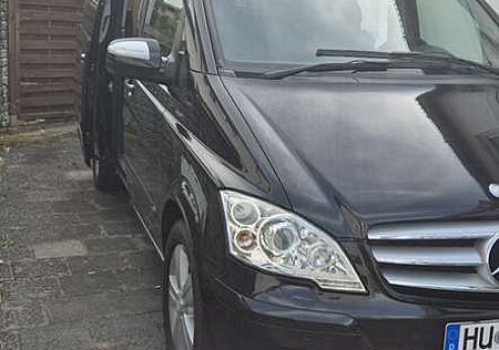 Mercedes-Benz Viano 3.0 CDI DPF lang Automatik Ambiente