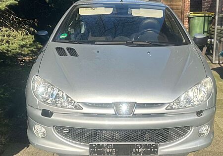 Peugeot 206 CC CC 110 Automatik Platinum