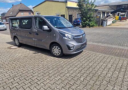 Opel Vivaro 1.6 D (CDTI) L2H1 9 sitzer