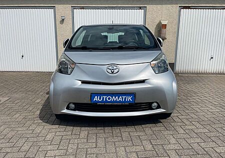 Toyota iQ + KEYLESSGO TEMPOMAT AUX USB ALU