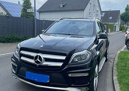 Mercedes-Benz GL 350 BlueTEC 4Matic 7G-TRONIC