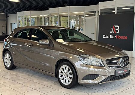 Mercedes-Benz A 180 BlueEfficiency · Navi · PDC · SZH