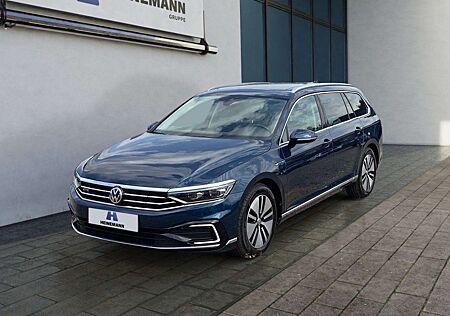 VW Passat Variant Volkswagen GTE 1.4 TSI Pano ergo AHK