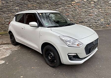 Suzuki Swift Comfort 4x4 | KLIMA | SCHECKHEFT |