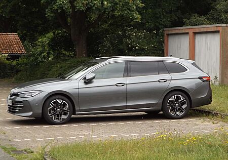 VW Passat Variant Volkswagen 2.0 TDI DSG Elegance NMax STHZ HuD DCC AHK PAD 5JG