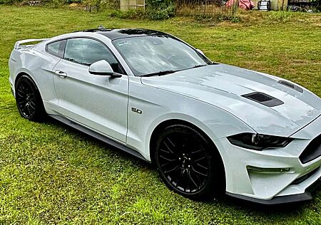 Ford Mustang GT Fastback