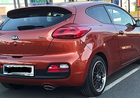 Kia Pro_ceed ProCeed / pro_cee'd AUTOMATIK pro Ceed 1.6 CRDi 128 Navi Kamera etc.