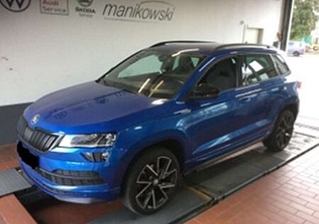 Skoda Karoq 1.5TSI DSG *Sportline*ACC+Keyless+BT+Navi+LED+GRA+