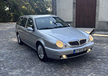 Lancia Lybra Station Wagon 2.0 LX