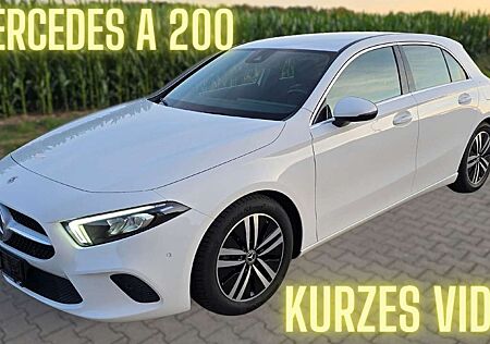 Mercedes-Benz A 200 Progressive LED Leder Kamera Alu 17 MBUX