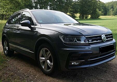 VW Tiguan Volkswagen Volkswagen 1.4 TSI ACT DSG SOUND R-Line