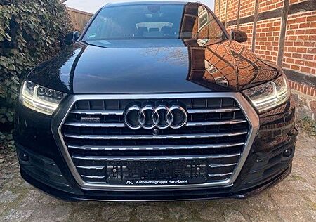 Audi Q7 3.0TDI quattro S-line Sport Plus 7-Si. LED