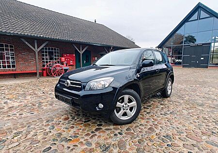 Toyota RAV 4 2,2D Sol / 1 Hand / Klimaautomatik