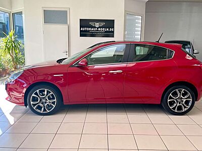Alfa Romeo Giulietta Super 1,4 Automati/Navi/Leder/Glasdach
