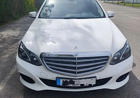 Mercedes-Benz E 220 E-Klasse T-Modell Diesel T CDI DPF BlueEFFICIENCY