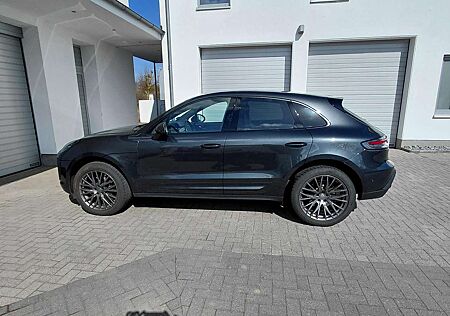 Porsche Macan PDK