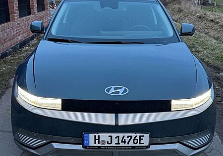 Hyundai IONIQ 5 77,4 kWh Uniq AHK Leder Digital Teal