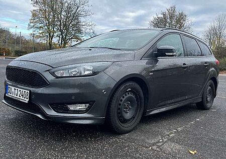 Ford Focus Turnier 1.5 EcoBoost Start-Stopp-System Aut. ST-Li