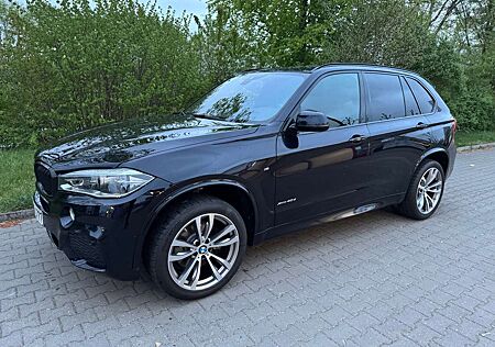 BMW X5 xDrive 40d M Sport HUD,PANO,Keyless,AHK,LED