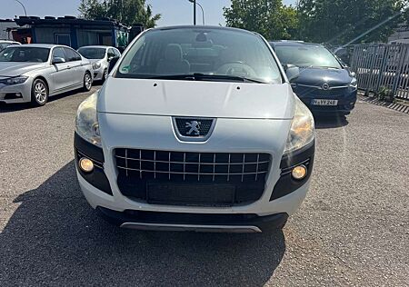 Peugeot 3008 Allure. Panorama Dach, Klimatronic Navigation