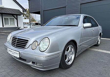 Mercedes-Benz E 240 Avantgarde Automatik+Xenon+PDC+Alus+