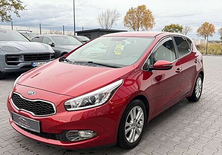 Kia Cee'd Ceed / 1.6 GDI Automatik