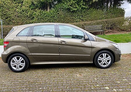 Mercedes-Benz B 200 Autotronic