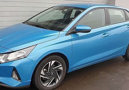 Hyundai i20 Select Mild-Hybrid Automatik Neuwertig