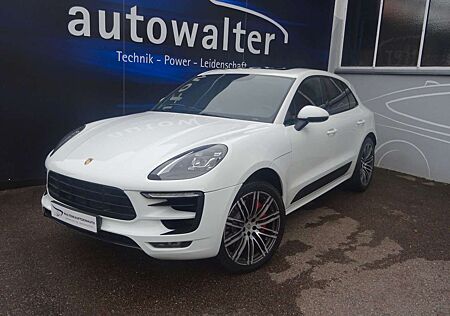 Porsche Macan Turbo mit Performance Paket