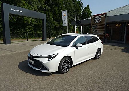 Toyota Corolla Hybrid Teamplayer