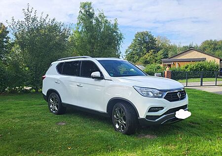 SsangYong Rexton 2.2 e-XDi 220 4WD Aut. Sapphire 3,5 to AHK