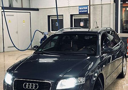 Audi A4 Avant 2.0 T FSI multitronic