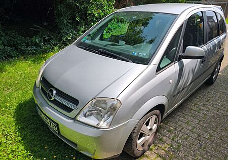 Opel Meriva 1.6 16V (Essentia)
