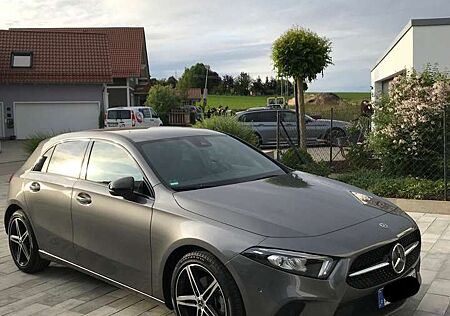 Mercedes-Benz A 180 gebraucht kaufen Mercedes-Benz A 180 d 7G-DCT Progressive