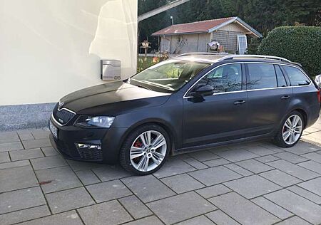 Skoda Octavia III Combi Diesel Combi 2.0 TDI (Green tec) 4x4 DSG RS