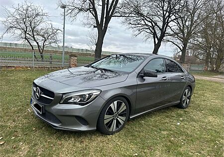 Mercedes-Benz CLA 200 d 7G-DCT Urban