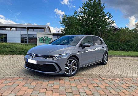 VW Golf Volkswagen R-Line 190PS 2.0 TSI